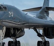 한미 연합공중 훈련...美 B-1B 폭격기 전개, 7년 만에 한반도서 JDAM 실사격(종합)