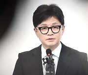 "한동훈, 국민의힘 대표 출마 반대 49.1%, 찬성 42.3%" [리얼미터]