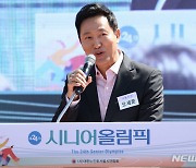 오세훈 '종횡무진'…한강 건너 여의도까지 광폭 행보