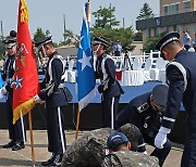 공군 장병 2명 F-4팬텀 퇴역식 리허설 중 쓰러져 구급차로 이송