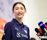 '런던+리우+도쿄 색깔 배합' 김연경 특별 유니폼, 8일 팝업 행사로 만난다