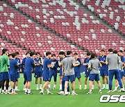 공식훈련 전 미팅하는 축구대표팀 [사진]