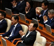 민주 '의장경선 당심반영·대표사퇴 예외' 난상토론…공개이견도(종합)