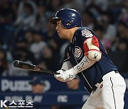 “강승호가 박수를 받는 것이 맞아”…베테랑의 품격 선보이는 두산 양의지 [MK창원]