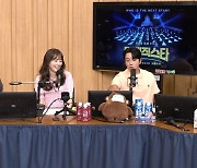 ‘기성용♥’ 한혜진 “축구 싱가포르전 가뿐하게 4대0 승리 예상”(컬투쇼)