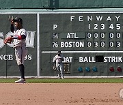 Braves Red Sox Baseball