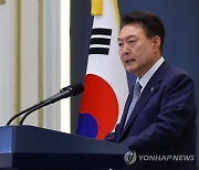 尹, 현충일 국가유공자 초청 오찬…"최고의 예우로 보답"(종합)