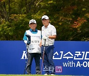 [포토] 이대한 '아버지와 상의하는 공략법'