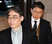 [단독] '한미家 장남 구하기?'…홍콩 코리그룹 '묻지마 지원'