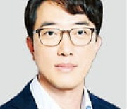 "하이브리드 AI로 폴더블폰 1위 되찾을 것"