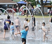 전국 맑고 높은 기온…서해5도는 '구름' [날씨]