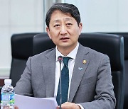 산업부, 'AI 시대 신산업 전략' 수립 박차…전문가 의견 청취