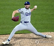 Dodgers Pirates Baseball