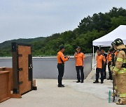 최민철 강원소방본부장, 신속동료구조팀 훈련시설 점검·격려