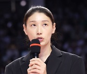 국가대표 은퇴 소감 전하는 김연경