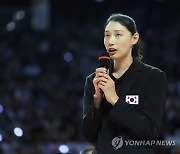 은퇴 소감 말하는 김연경