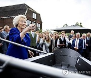 NETHERLANDS ROYALS