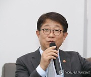 국토부 장관 "종부세·재초환·임대차 2법 폐지해야"