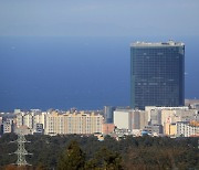 제주도 최고층 건물 드림타워 화재..관광객 대피