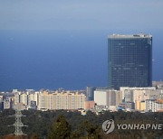 제주 드림타워 화재…관광객 대피