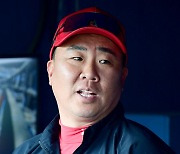 이범호 감독 ‘오늘 분위기 좋은데’ [MK포토]