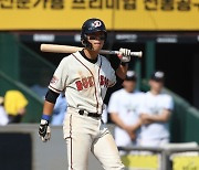 '프로 구장이 좁다' 장타 연발 2학년 거포, KBO 스카우트들도 감탄했다 "내년 야수 톱3는 거뜬"