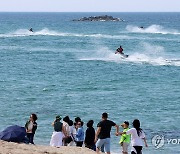 경포해변 찾은 피서객