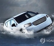 무안 선착장서 SUV 해상 추락…2명 심정지