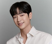 '전역' 서강준 온다…복귀작은 MBC '언더커버 하이스쿨'