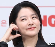 이영애, 쌍둥이 자녀와 함께 아동단체에 5100만원 기부