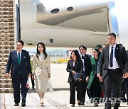 윤석열 대통령 부부 '투르크메니스탄 국빈 방문'