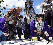 Northwestern Commencement Israel Palestinians Campus Protests