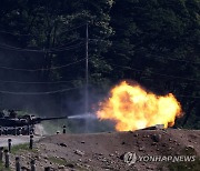 화염 뿜는 K-2 전차