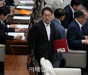 [포토] 서울시의회 출석하는 조희연 서울시교육감