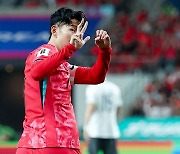 중국 야유 향해 손가락으로 3-0 날린 손흥민? "한국 팬 무시 받아들일 수 없어"