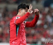 손흥민 '3-0' 손가락 세리머니와 6만4935명 붉은악마, 중국팬 '짜요' 압도(종합)