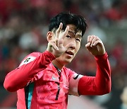 [포토]손흥민, 비매너 중국 관중 향한 3:0 도발