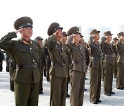 북한군, 군사분계선 단순 침범…軍 경고사격에 '퇴각'