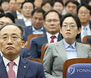 與 "野, 의사일정 협의커녕 전달도 안해"…보이콧 계속 논의(종합)