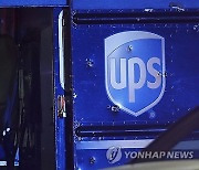 UPS Truck Chase-Shootout