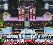 [PRNewswire] Xinhua Silk Road: 중국 중부 이창, 2024 굴원 용선축제 개최