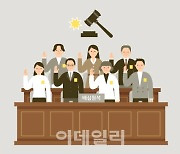 "그건 왜 그렇죠?"…뜨거웠던 국민참여재판, 격론 끝 전원 `유죄`