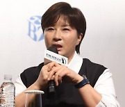 ‘국민영웅’ 이름 걸고 3천억 골프사업...박세리, 아버지 고소 사건의 진실