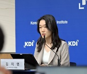 KDI “퇴직 중장년층, 재취업 때는 ‘단순노동’에 몰려…인적자원 활용 한계”