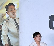 하정우, 포스터를 뚫고 나온 ‘카리스마’ [포토엔HD]