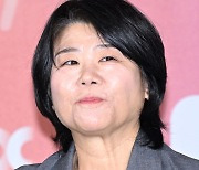 이정은,'유쾌한 연기 기대해주세요' [사진]