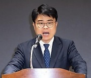 "이 여자 제정신?"···판사 인신공격 의협회장, 명예훼손 고발당했다