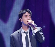 방탄소년단 진 "軍 얘기 계속 미안…신병 들어오면 '삼촌이라고 불러'"