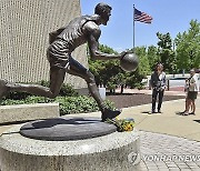 Obit Jerry West Basketball