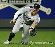 Yankees Royals Baseball